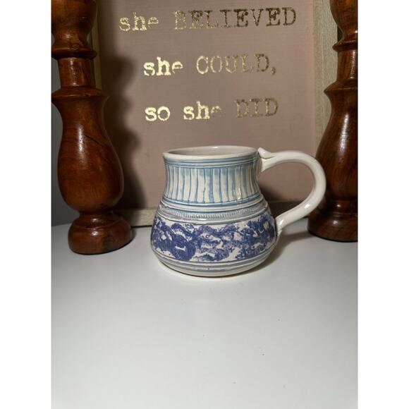 Beautiful multi color blue and white handmade signed mug - Picture 4 of 5